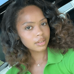 Instagram Profile Picture Of rainamonet_