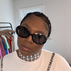 Instagram Profile Picture Of ticaradevone