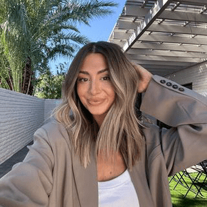 Instagram Profile Picture Of nicolecarlsonxo