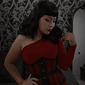 Instagram Profile Picture Of dark.glam.beauty