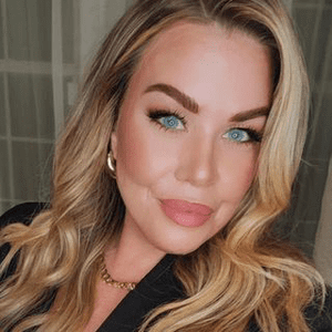 Instagram Profile Picture Of bluerosebeautyandbrow