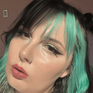 Instagram Profile Picture Of momnglow