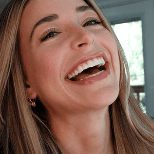 Instagram Profile Picture Of sara_lebaron