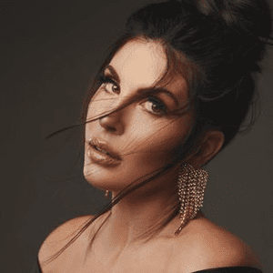 Instagram Profile Picture Of karaolsenbeauty